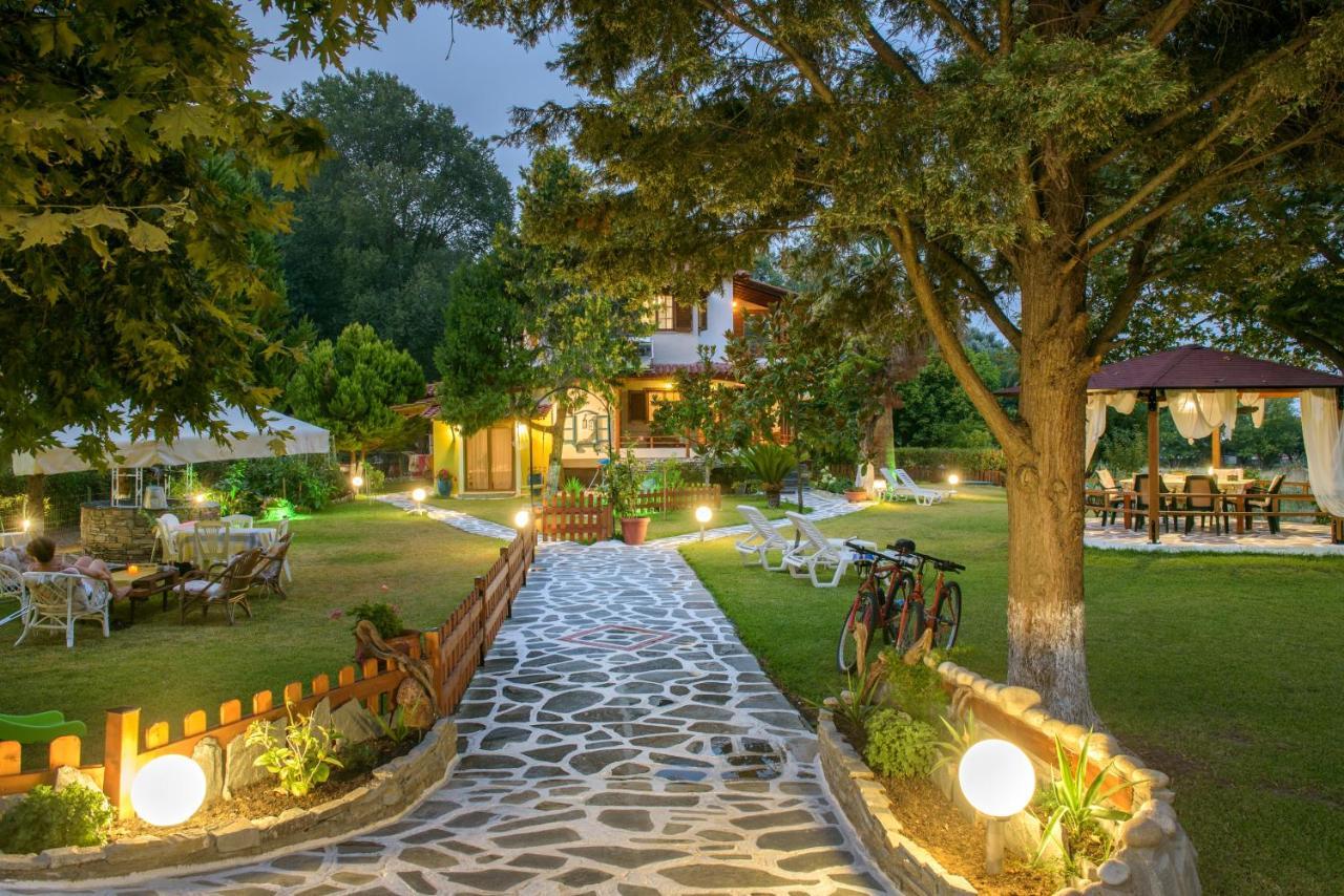 Villa Palmera Ierissós Exterior foto