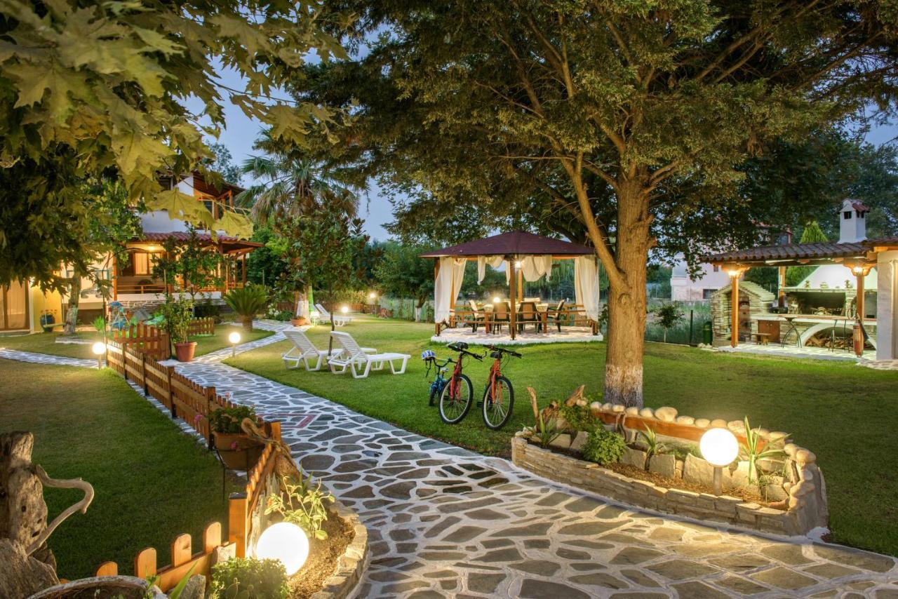 Villa Palmera Ierissós Exterior foto